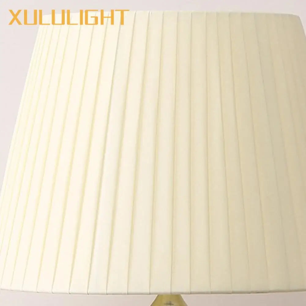 Elegant European Ceramic Flower Table Lamp